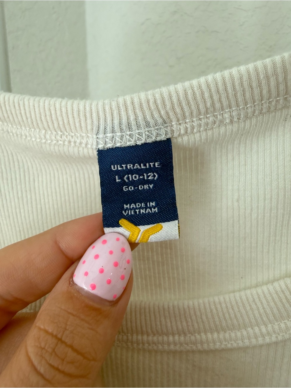 Old Navy Cropped Cream Ribbed Long Sleeve Scoop Top - Picture 2 of 5